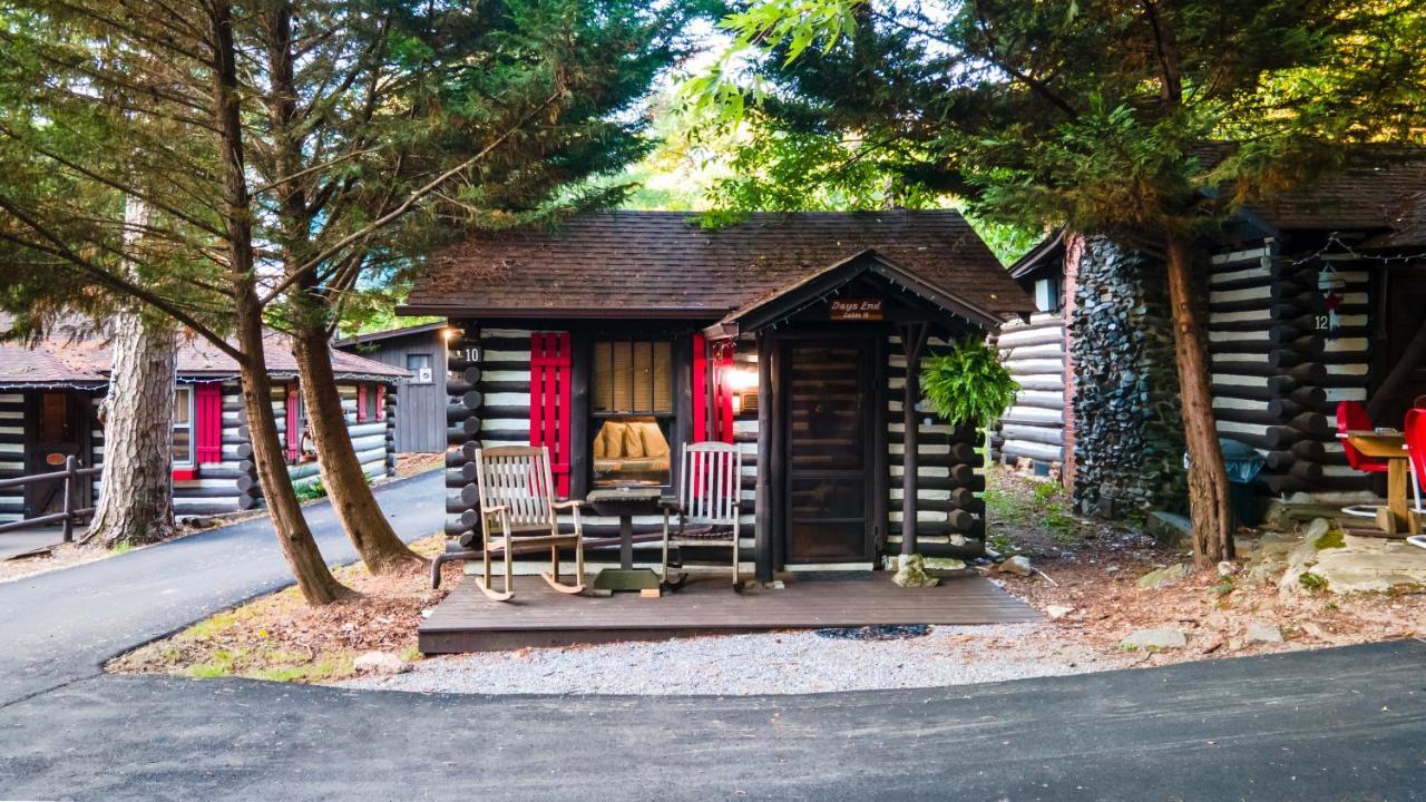 Log Cabin Motor Court 阿什维尔 外观 照片