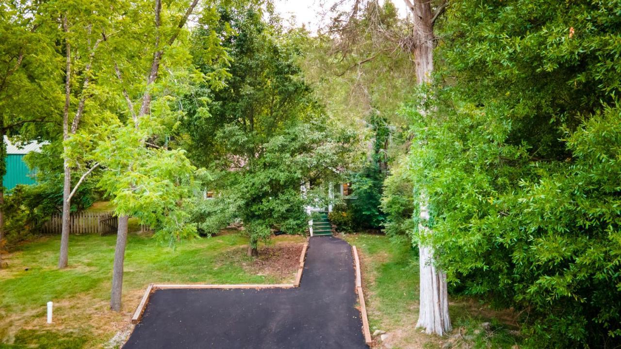 Log Cabin Motor Court 阿什维尔 外观 照片