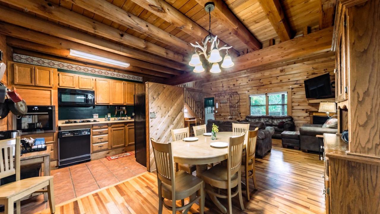 Log Cabin Motor Court 阿什维尔 外观 照片