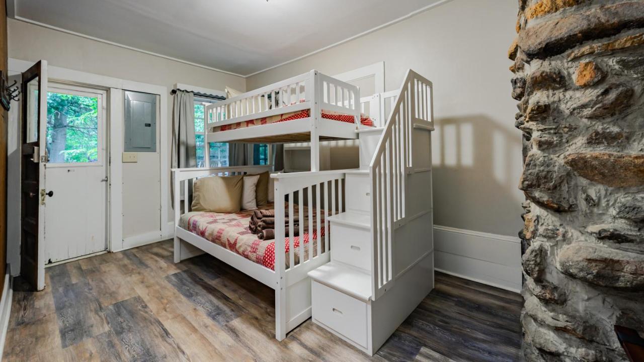 Log Cabin Motor Court 阿什维尔 外观 照片