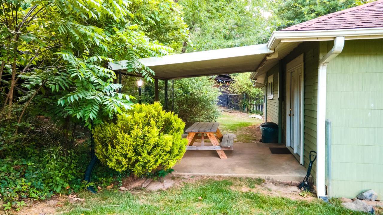 Log Cabin Motor Court 阿什维尔 外观 照片